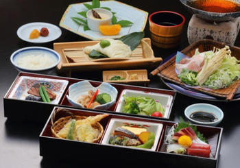 昼食（小豆島国際ホテル）.jpg
