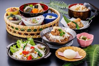 ②昼食(天風).jpg