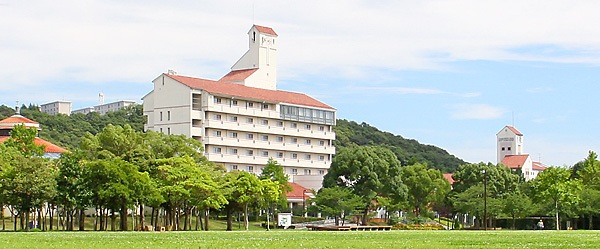 しあわせの村　本館